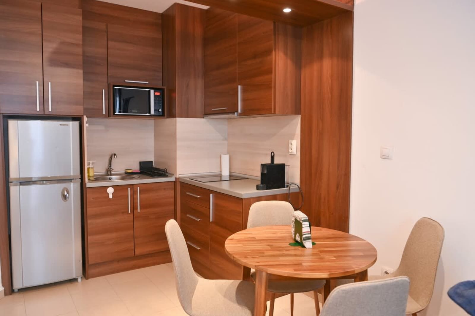 Cozy Flat with Pool &amp; Mountain Views, Near Gondola - Photo 4