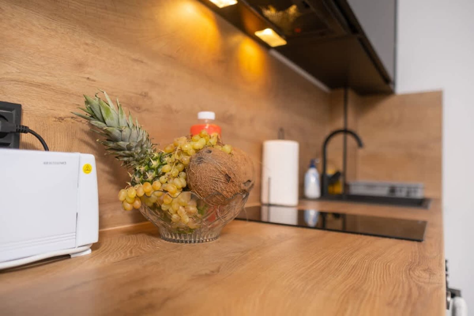 Central Plovdiv: Modern 1BR with Netflix &amp; Balcony - Photo 3