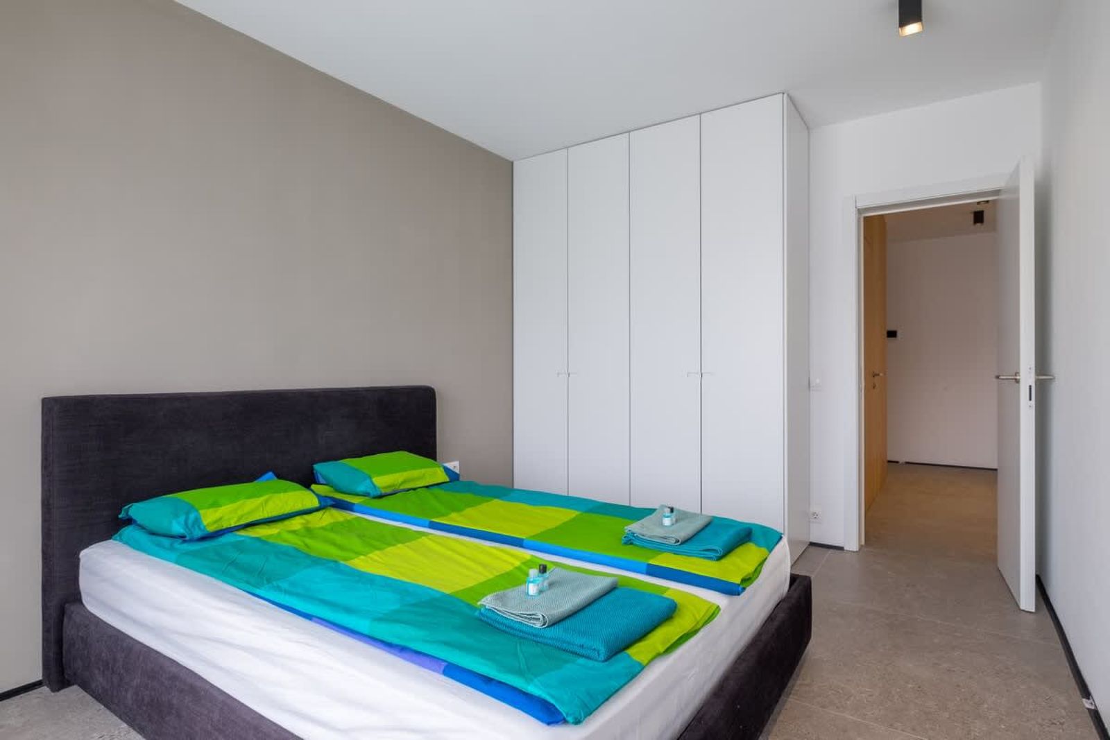 Minimal interior design / Metro Station / Luxury B - Photo 18