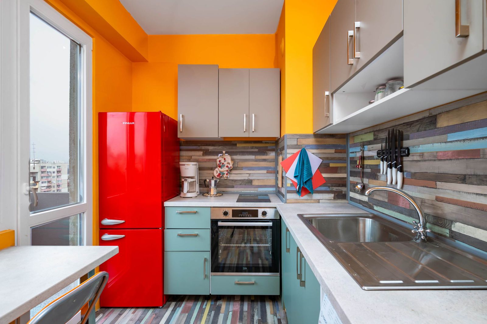 Life in Colours - Artistic 1BD Apartment - Photo 10