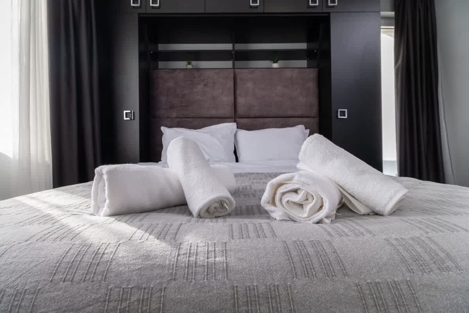 Central Plovdiv: Modern 1BR with Netflix &amp; Balcony - Photo 21