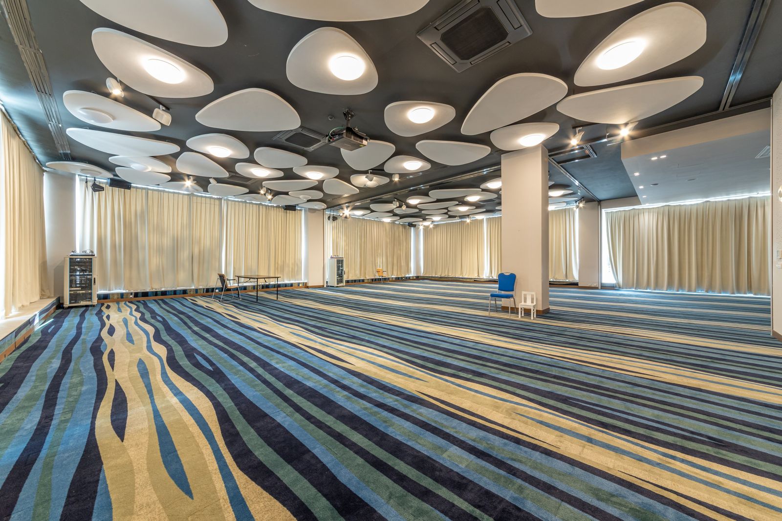 Maritim Hotel Paradise Blue Albena - Photo 42