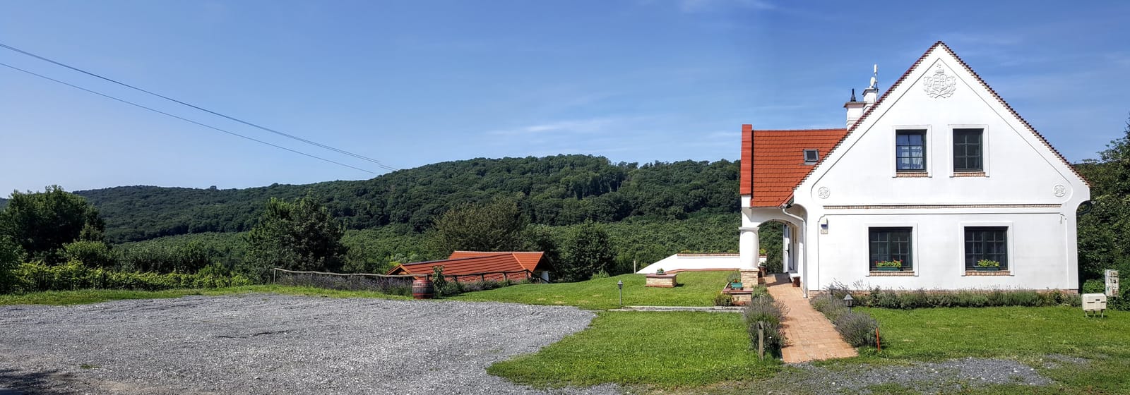 20 hectare traditional ranch - Cover Photo