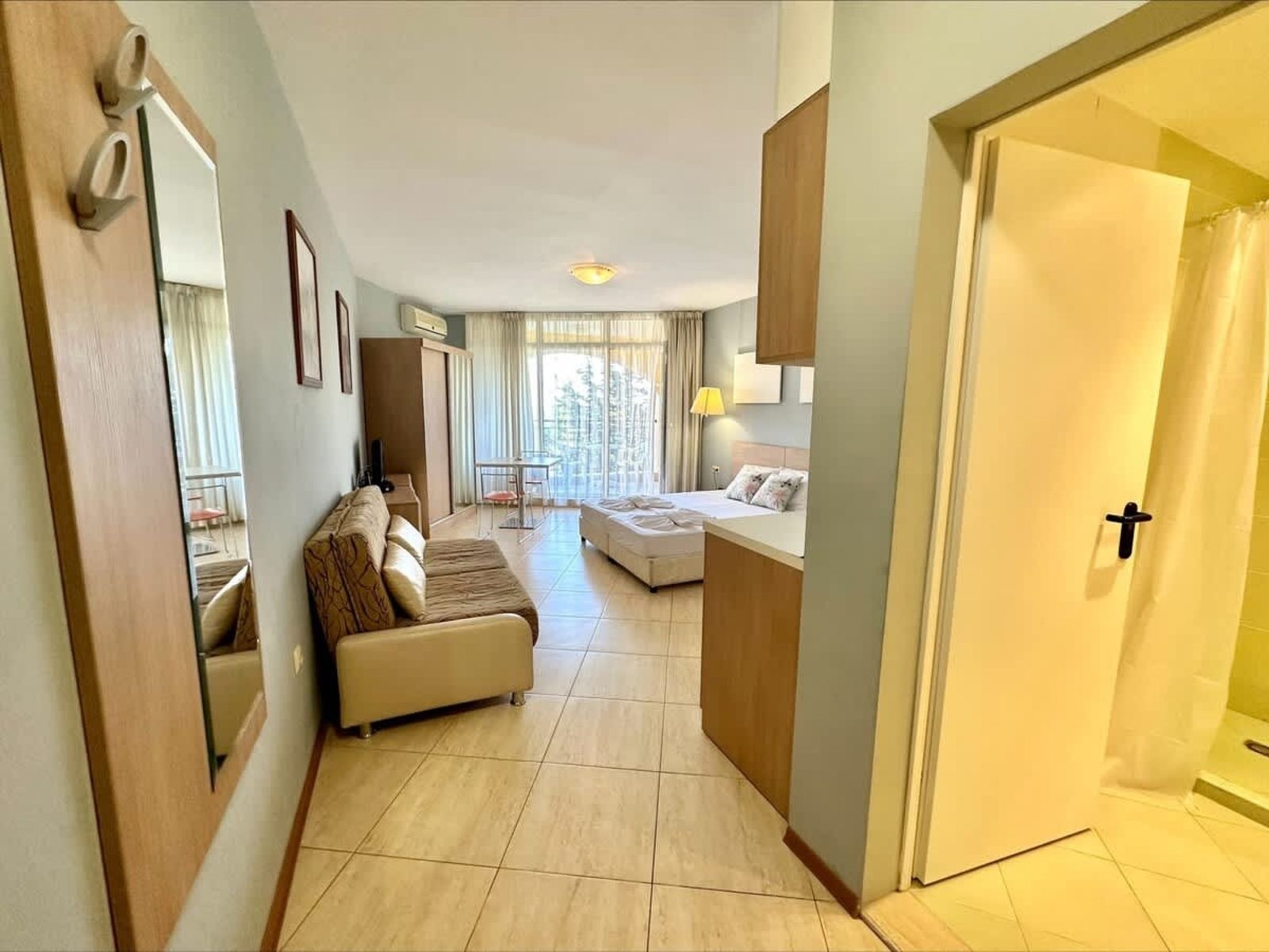 Comfortable studio for 4 guests in Aheloy Palace - Photo 28