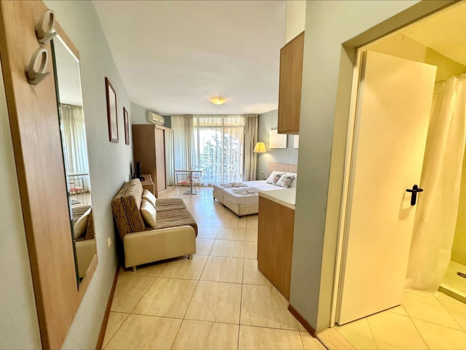 Comfortable studio for 4 guests in Aheloy Palace - Photo 28