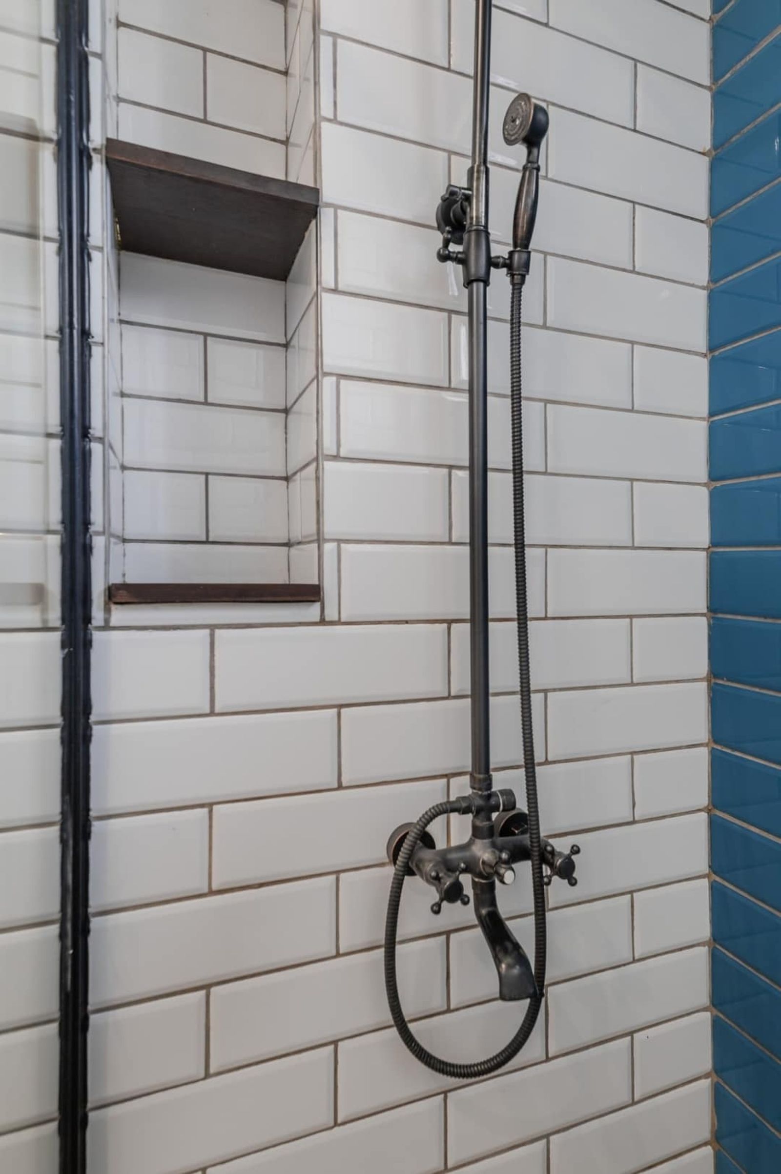 Flamingo Flat /Two-bedroom with Balcony\ - Photo 37