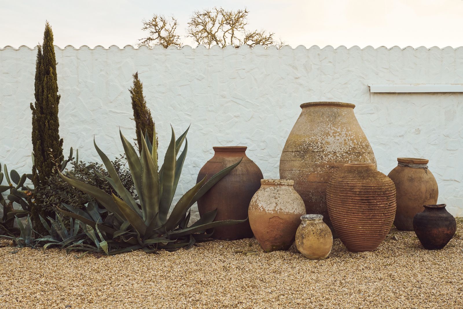 Casa da Volta — Contemporary Walled Villa with Courtyards &amp; Exceptional Natural Light - Photo 5