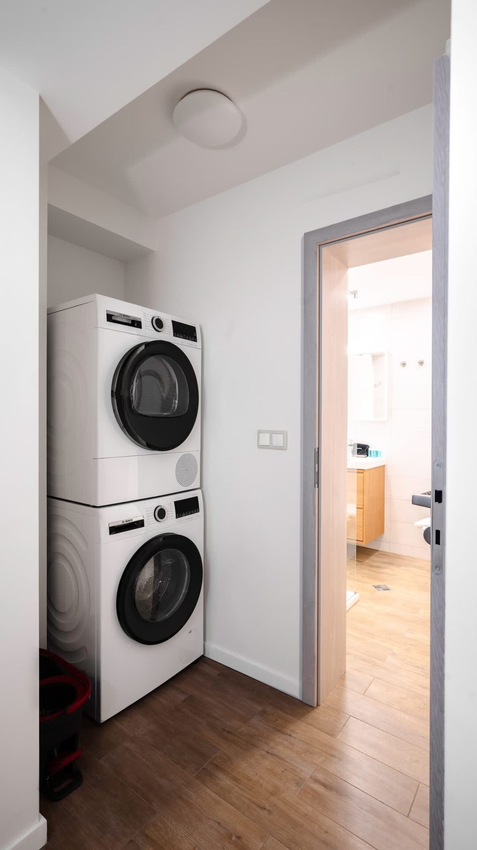 Cozy 1BD Apartment next to NDK - Photo 29