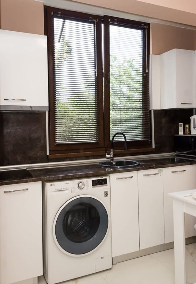 Comfy 1-Bedroom Apartment in Chayka Neighbourhood