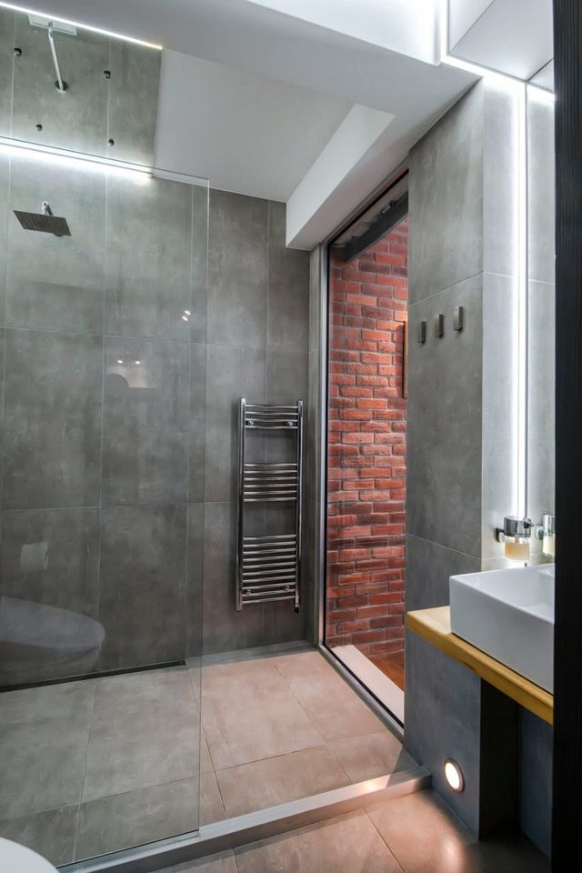 Cinématique - Designer 1BD on Solunska