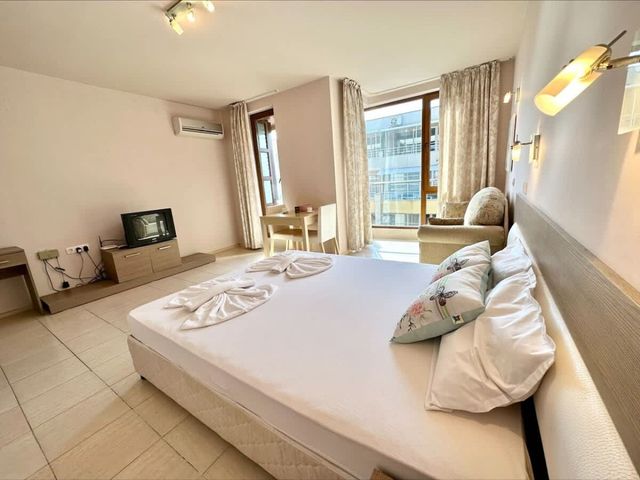 Family studio in Pomorie Bay