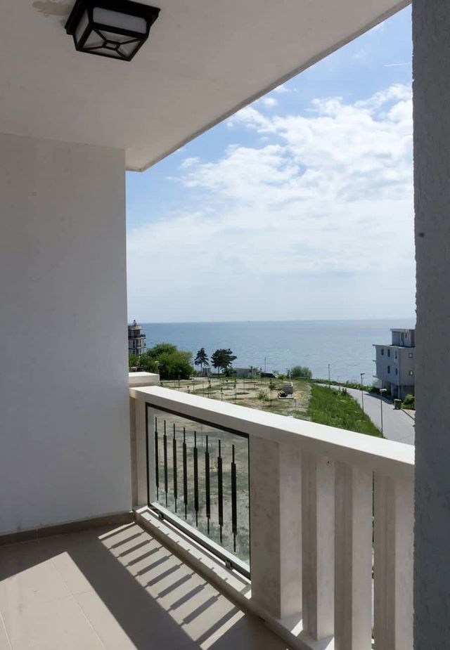 White Lagoon - Luxurious 1BD Flat near Kavarna