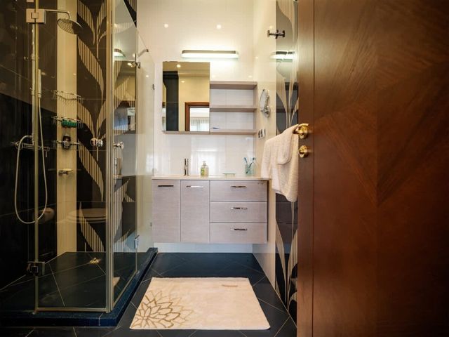 Luxury Villa with Pool- 4 Bedrooms in BlackSeaRama