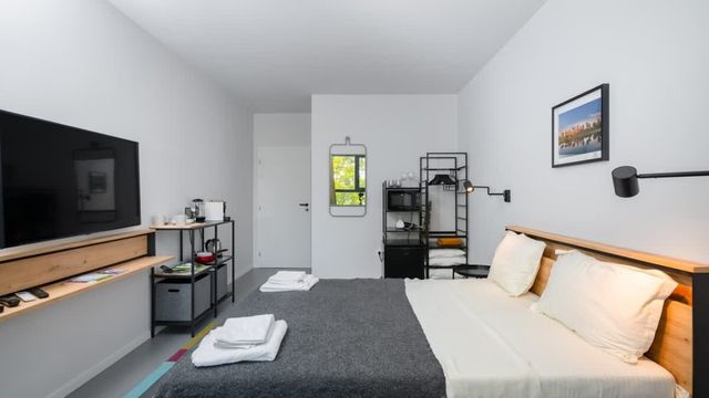 Aviva City Stay – Blue Note Studio