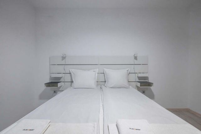 1BD Modern Living on blvd. Tsar Boris III + garage