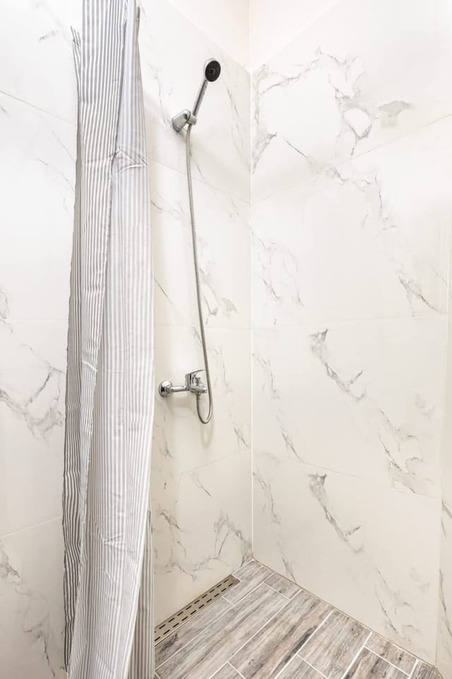 Central Apartments with Garden view - Apt No. 4