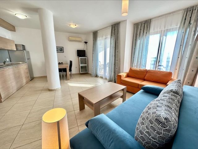 Cozy  Marina Cape  Deluxe apartment, sea view