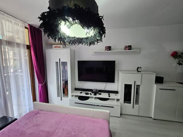 Romantic Sensual Retreat Studio by Flat Manager