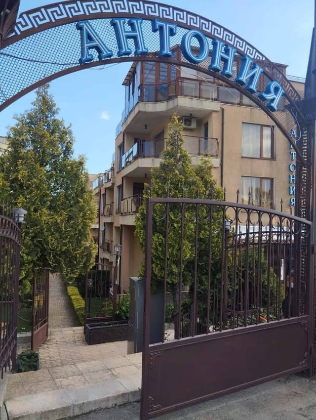 Quiet 2-Bed Flat in Antonia Compex by Flat Manager