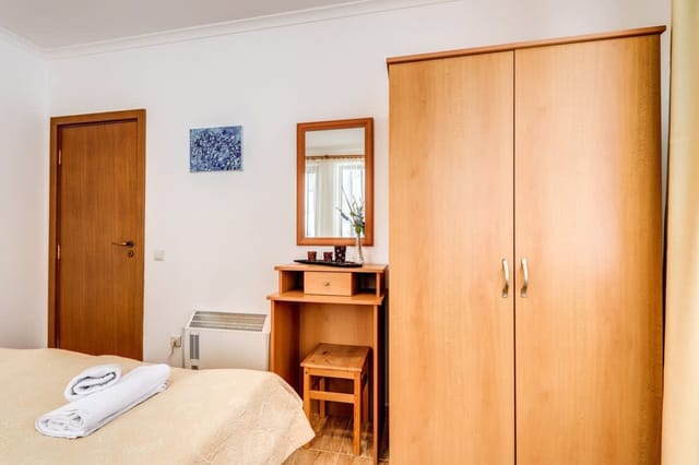 Alpine Haven 2-Bedroom Escape in Pamporovo