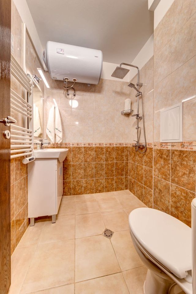 Ski Slope Retreat at Dream View