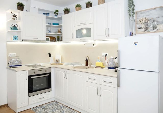 Cozy Seaside Escape – in Central Balchik - Photo 4