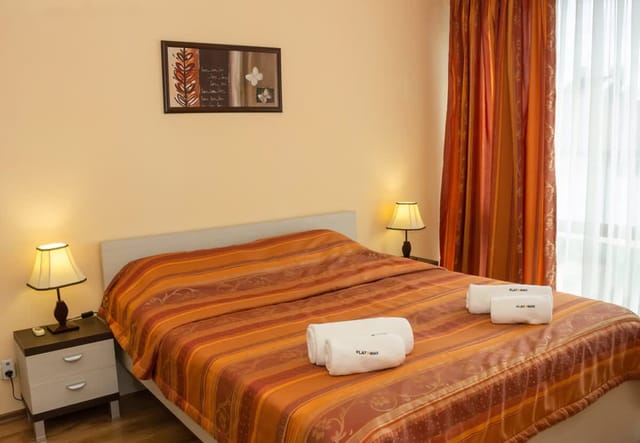 Cozy 1BD Apartment with a Spacious Terrace