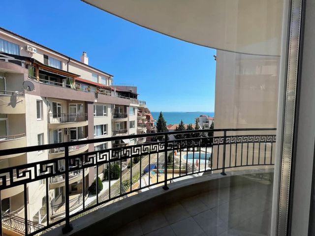 Cozy 1BD Apartment with a Lovely Sea View