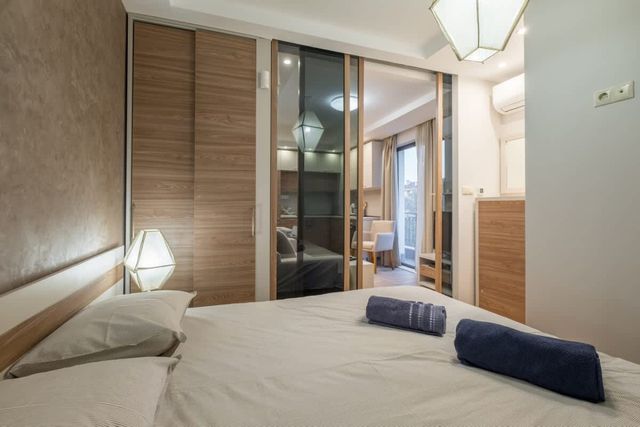 M&M Modern & Multifunctional One Bedroom Apartment