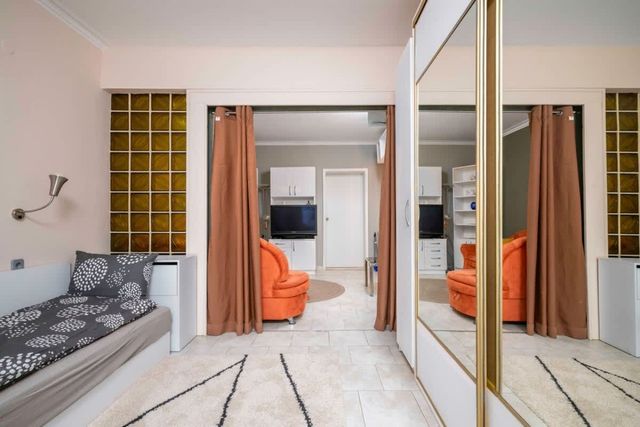 Cozy Apartment near Vitosha Street