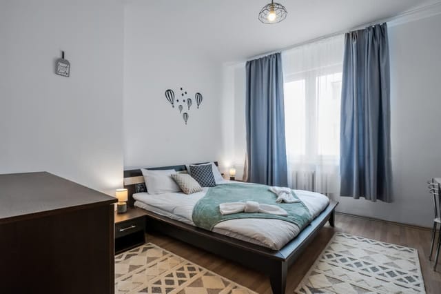 Cozy and Spacious 3BD Flat I 10 Min from NDK