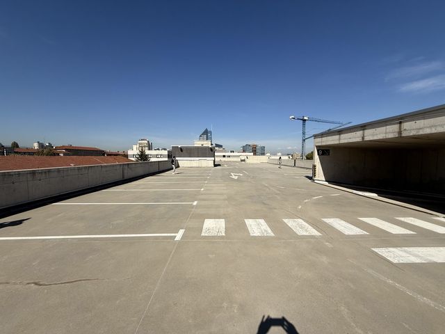 Big 5 Story Parking with security