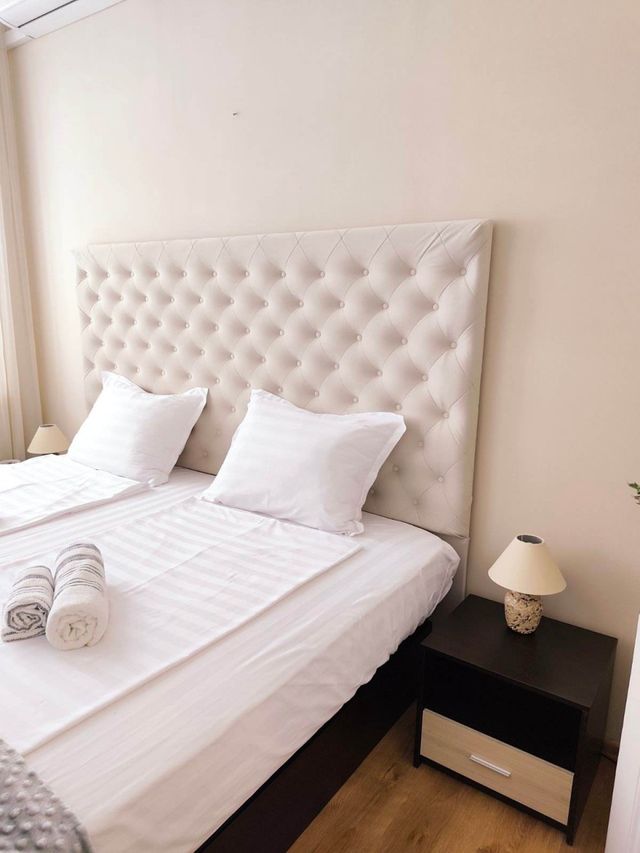 Apo Apartment - Top Center