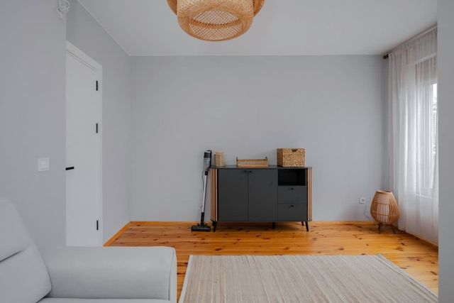 Modern 1BD Flat with AC & Balcony | Sofia Airport