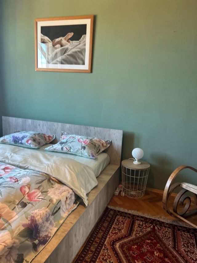 ART-ament, a unique central flat