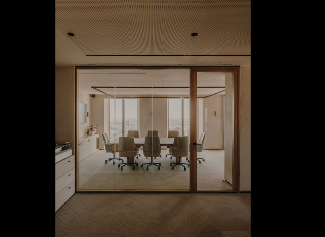 Torre Picasso Offices