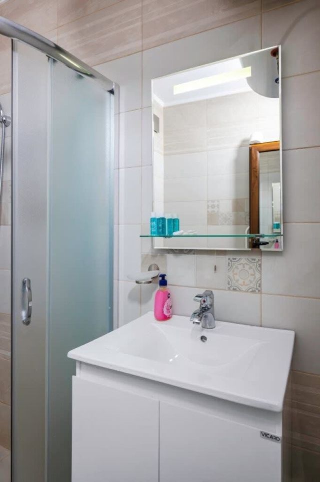 1BD Apartment with AC & Lift in Sofia City Center