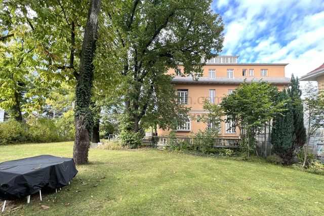 Historic Glass Conservatory and Artist Studio Space