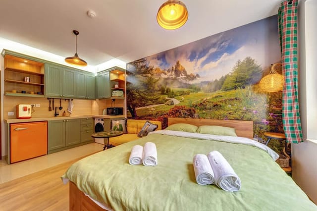 Into the Woods - Charming Studio