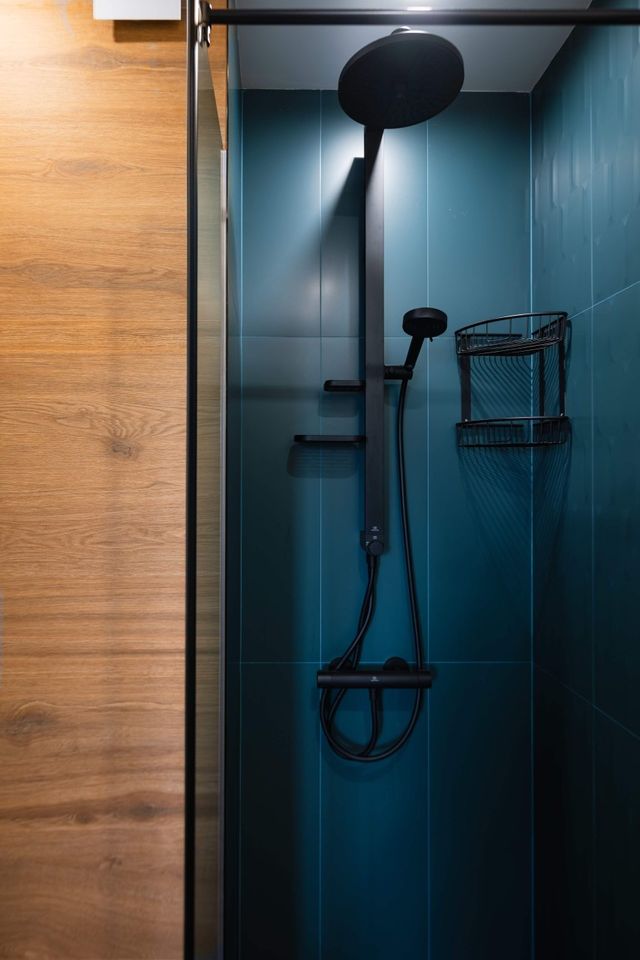 Charming 1BR with Balcony and View