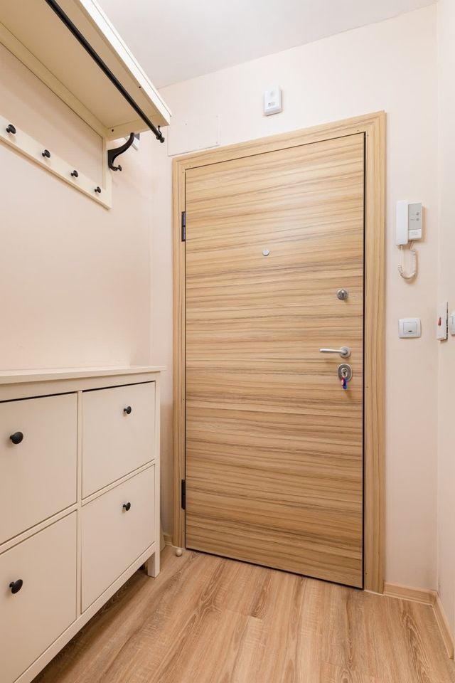 Bright & Cozy 1BD Flat with a Terrace and Parking