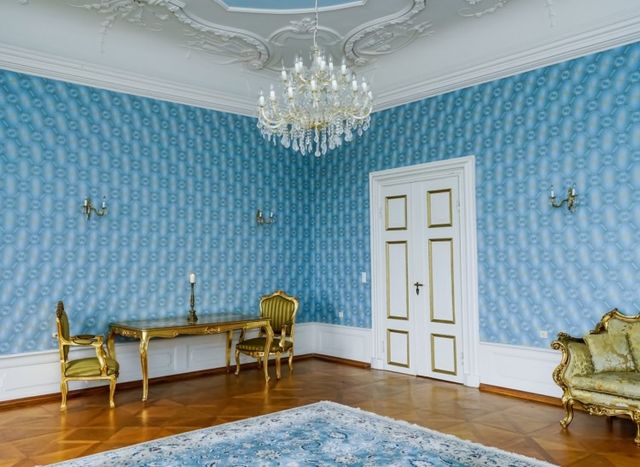 Castle of Burgscheidungen is a combination of baroque and renaissance styles