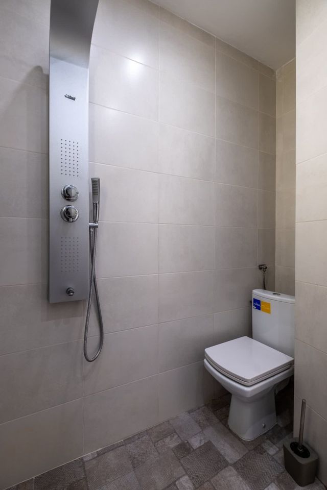 Central Charm  2BD apartment close to NDK