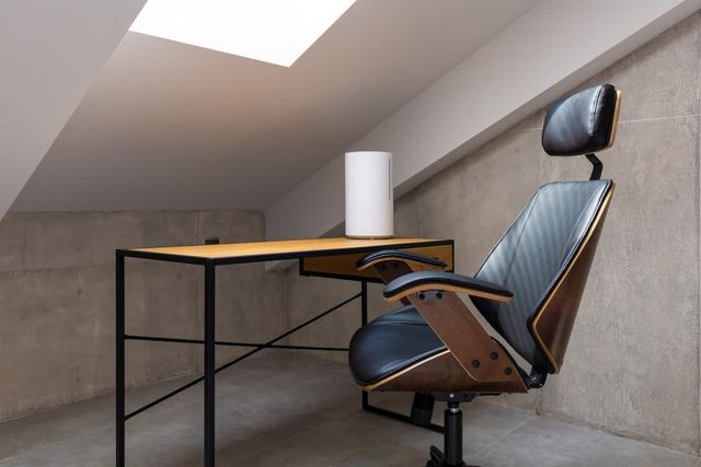 Industrial-style 2BD Loft with Parking Spot