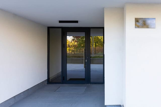 Stylish 1BD flat with a Parking Spot