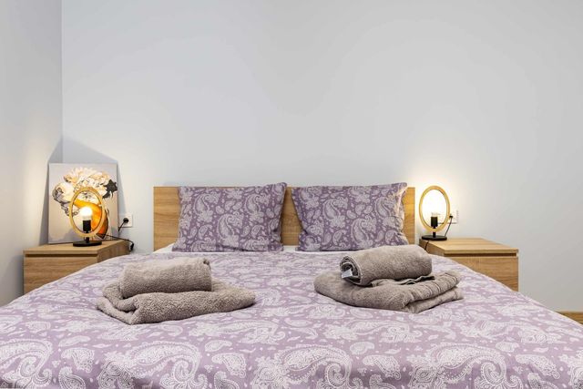 Cozy Floor from a House Near the City Center