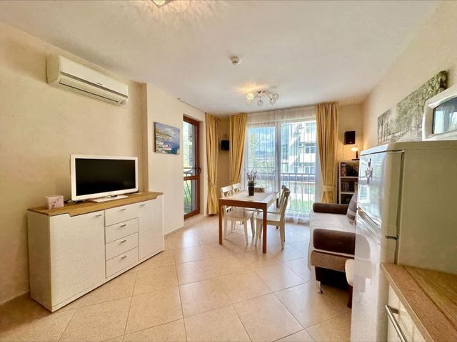 Cozy apartment for 7 people in Cascadas