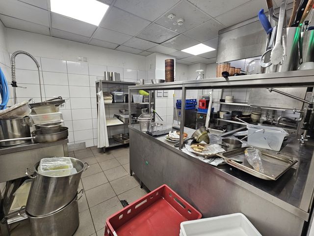 Luxuriously Romantic Restaurant in the Heart of Sofia