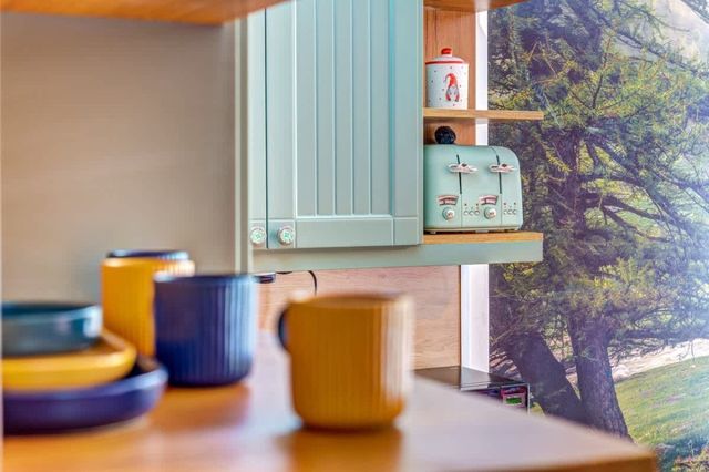 Into the Woods - Charming Studio