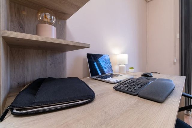 Comfortable 2BR Urban Getaway in City Center